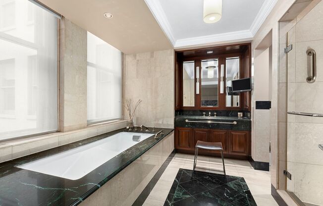 Studio, 1 bath, 578 sqft, $3,950, Unit 635