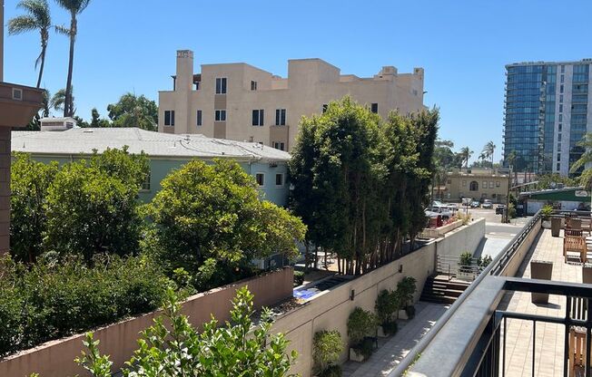 Studio, 1 bath, 406 sqft, $2,095, Unit 213