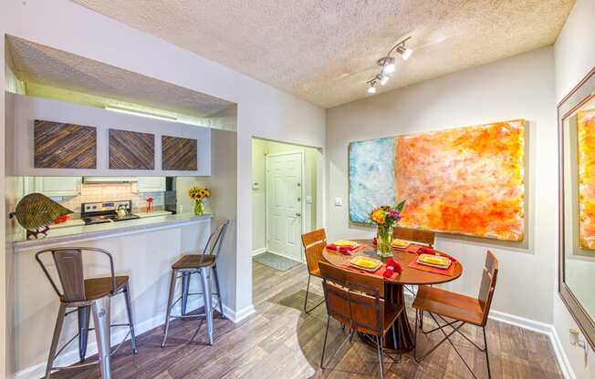 Evergreen Lenox Park Apartments interior kitchen