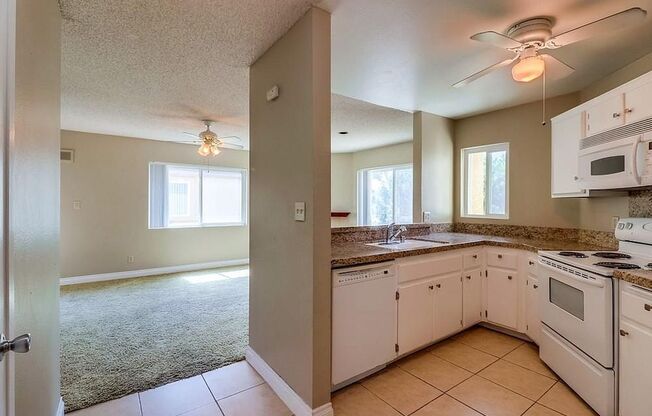 1-Bedroom, 1-Bathroom Apartment for Rent – Great Location!