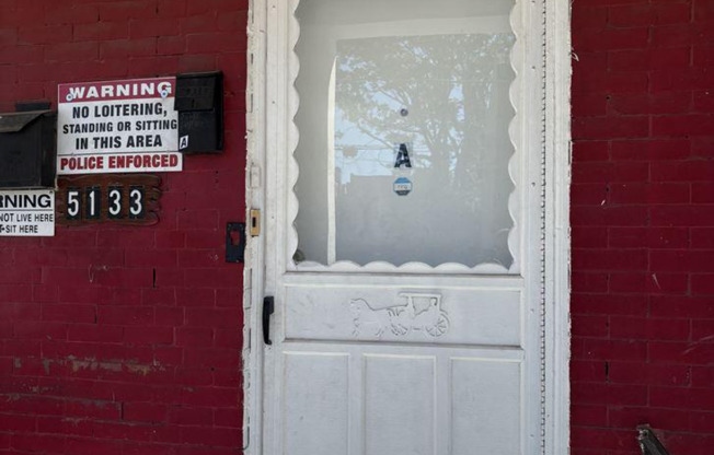 Akings - 5133 Irving St