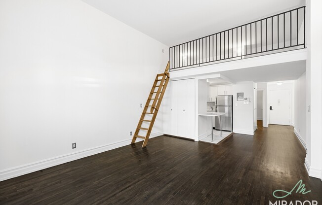 1 bed, 1 bath, $5,000, Unit LB