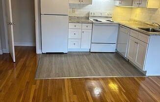 1 bed, 1 bath, 750 sqft, $1,950, Unit 8