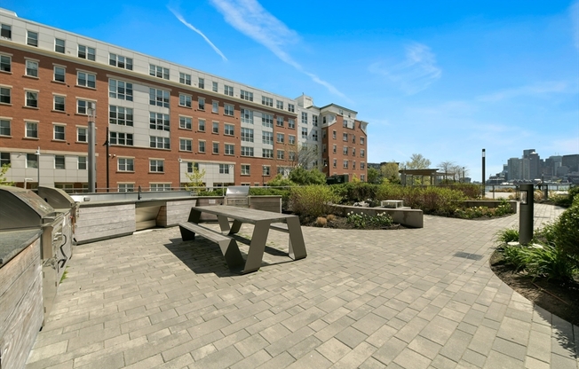 1 bed, 1 bath, 776 sqft, $3,700, Unit 315