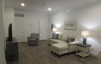 2 beds, 2 baths, $1,295, Unit unit 1-N