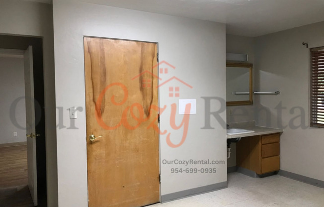 1 bed, 1 bath, 382 sqft, $845, Unit 130