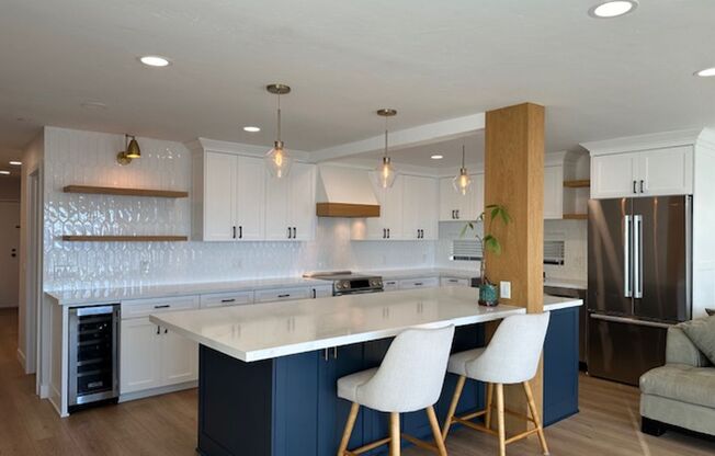 Stunning Bay Front Condominium on Sail Bay, San Diego, CA