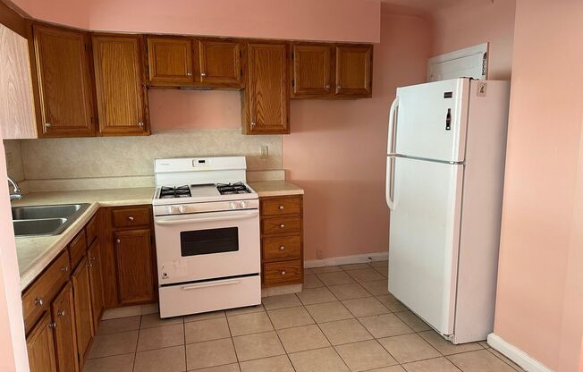 2 beds, 1 bath, $1,500