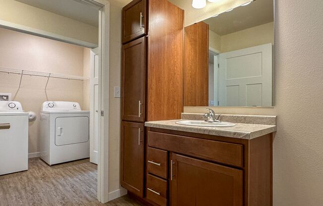 1 bed, 1 bath, 701 sqft, $1,025, Unit FL 5859-11