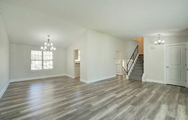3Bd/2.5Ba Kent House