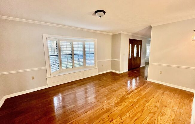 AVAILABLE 07/01!  HUGE 3300sqft  4BR/3.5BA/Oversized 2 Car Garage on 1.5 Acres!