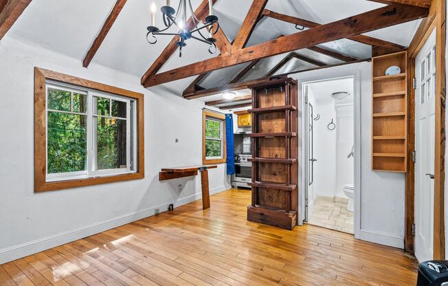 Cozy Cabin Retreat in Scotts Valley – Ideal for Commuters