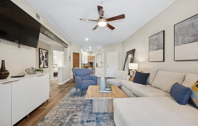 Scottsdale Horizon Apartments