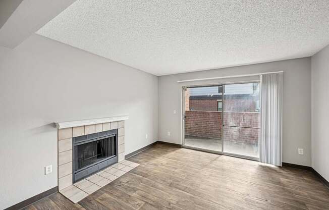 Greensview in Aurora CO Colonial Living Room