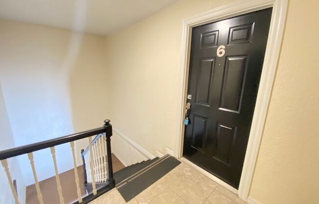 Spacious 3 bedroom, 2 bathroom Condo Located in Orlando, FL