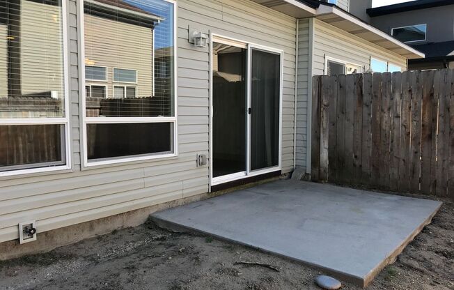 Boise Townhome Near BSU, Free Lawn Care! -