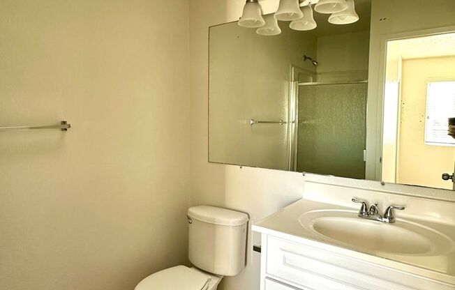 2 beds, 2 baths, 728 sqft, $2,825, Unit 07