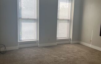 1 bed, 1 bath, 700 sqft, $825, Unit S. 3rd Street, 1009 - #202