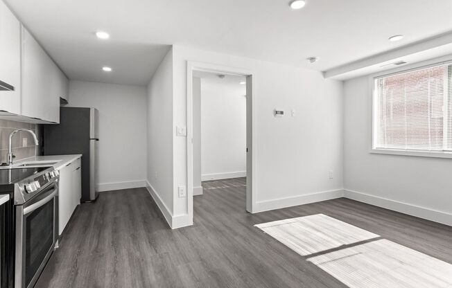 2 beds, 1 bath, 515 sqft, $2,800, Unit 1400-302