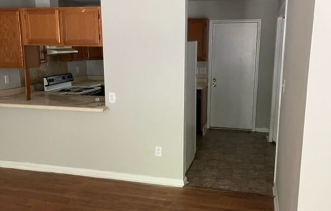 3 beds, 2 baths, $1,675