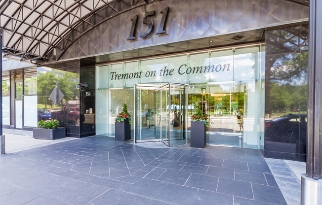 1 bed, 1 bath, 700 sqft, $3,400, Unit 9B