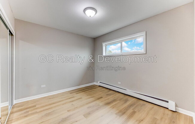 3 beds, 1 bath, 1,055 sqft, $1,695, Unit 2