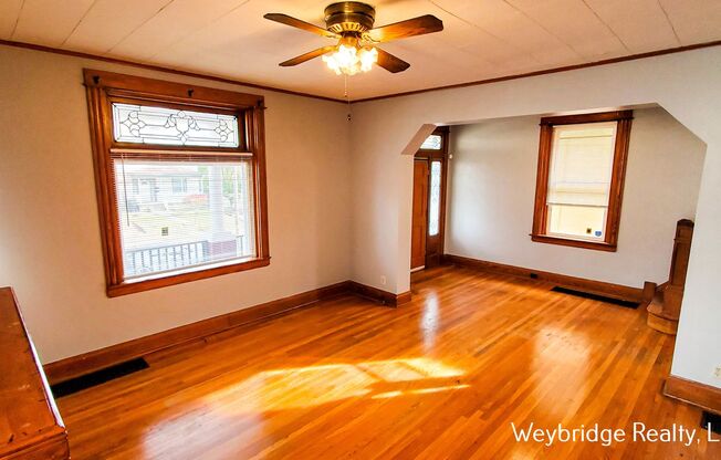 A Nice 4-Bedroom 1-Bath House in East Price Hill.