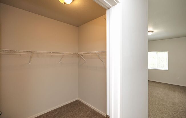 2 beds, 2 baths, 1,008 sqft, $1,770, Unit 315