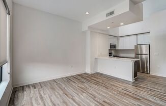 1 bed, 1.5 baths, 850 sqft, $2,450, Unit 08