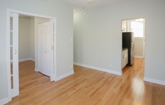 2 beds, 1 bath, 720 sqft, $2,150, Unit 1932-3