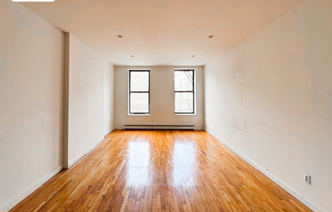 314 W 116 ST
