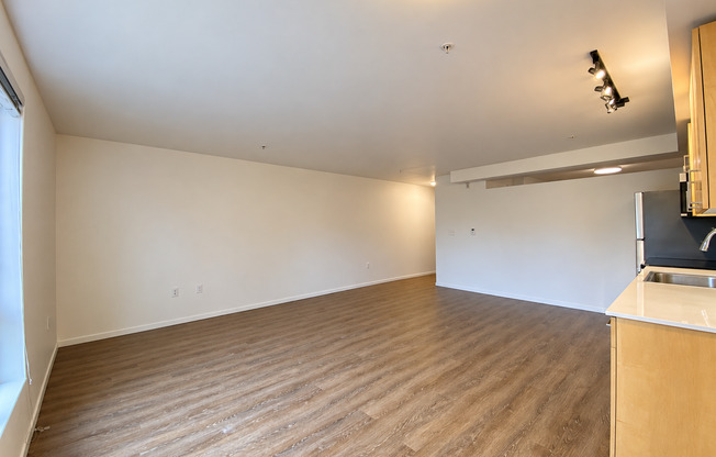 1 bed, 1 bath, 600 sqft, $2,295, Unit 2305-A