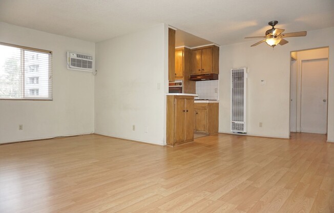 (Arely) 1206 N. Orange Drive