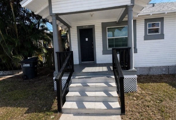 1103 DREW ST