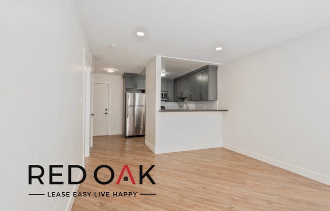 310 1/2 S KENMORE AVE