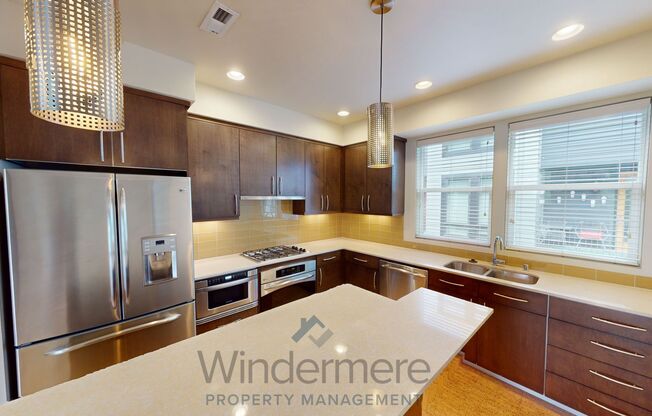 2 beds, 1.5 baths, $1,795