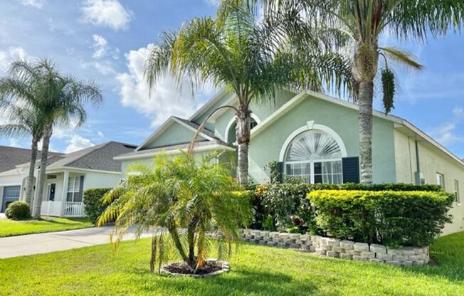 4 beds, 2 baths, $2,595