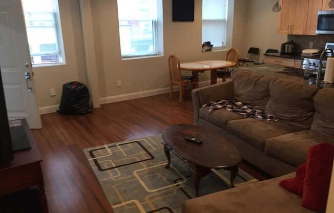 104 PRINCE ST