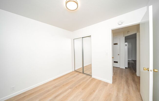 2 beds, 1 bath, $1,999, Unit E