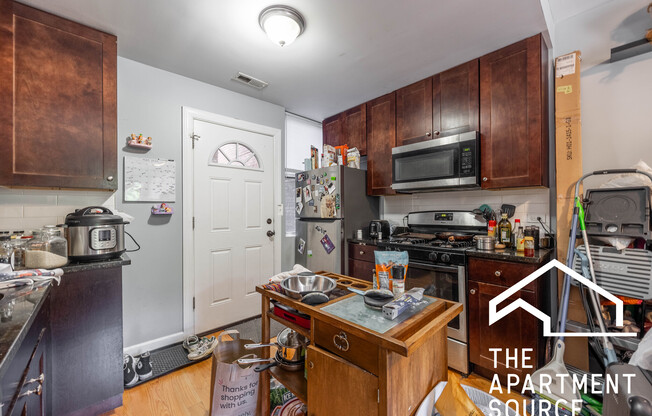 1640 W Pratt Blvd 2-C