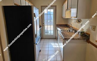 2 beds, 1 bath, $1,550