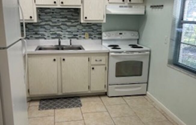 2 beds, 1 bath, $1,500