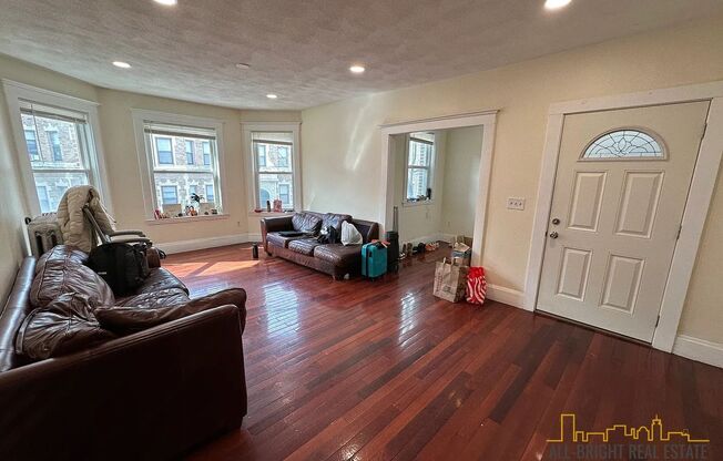 194 Kelton St
