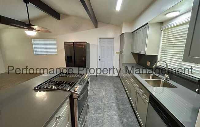 Charming 2 Bed/2 Bath NE Bakersfield Home w/ RBP & Security Deposit Alternative