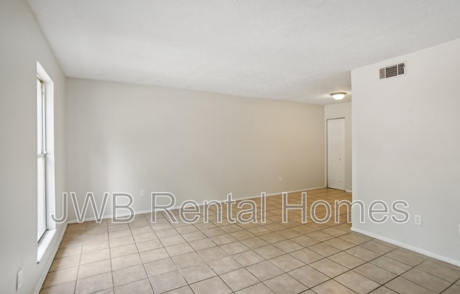 7201 ARLINGTON EXPY 