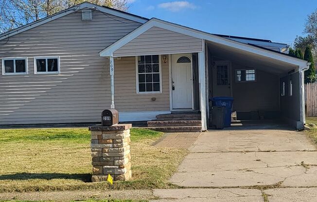 3 beds 1 bath