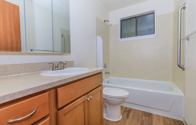 2 beds, 2 baths, 963 sqft, $2,175, Unit C 203