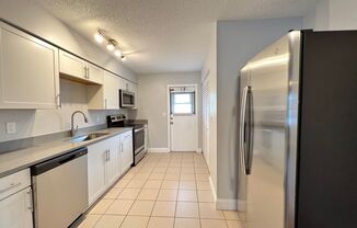 Lakeside Cove Apartments