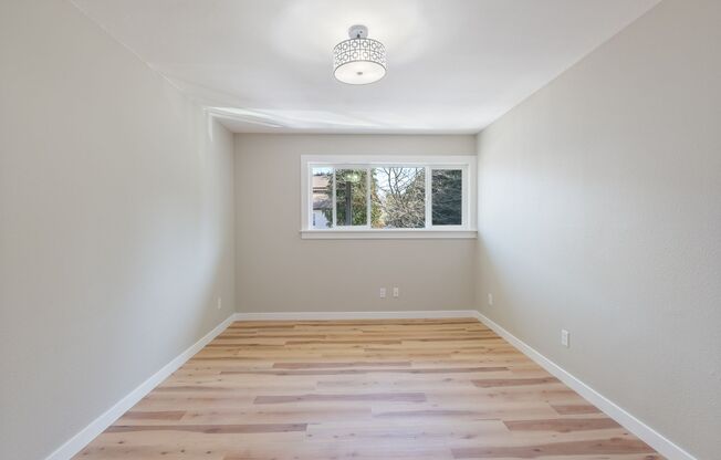 2 beds, 1 bath, 864 sqft, $1,395, Unit #20