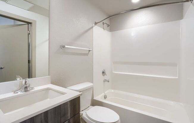 2 beds, 2 baths, 708 sqft, $1,850, Unit 305